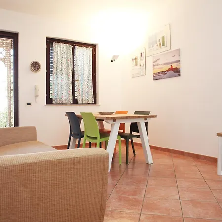 Lejlighed Acquamarina32 *